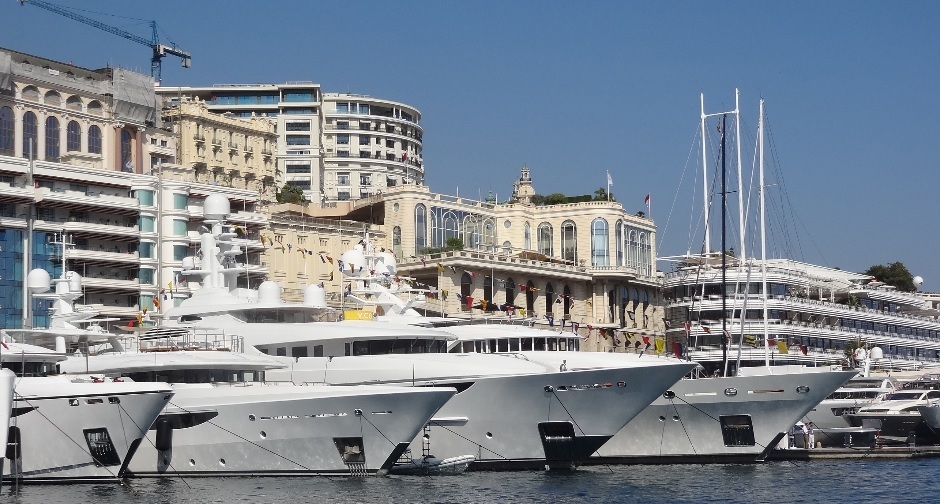 super yacht wages